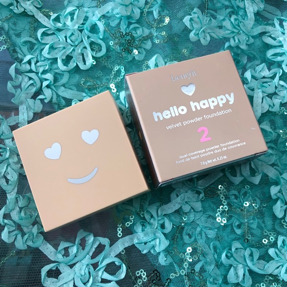 Benefit Hello Happy Velvet Powder Foundation - #2 - Picture 2 of 4